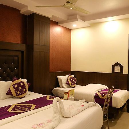 Hotel Shivam International - A Well Hygiene Property All Staff Vaccinated " New Delhi Eksteriør bilde