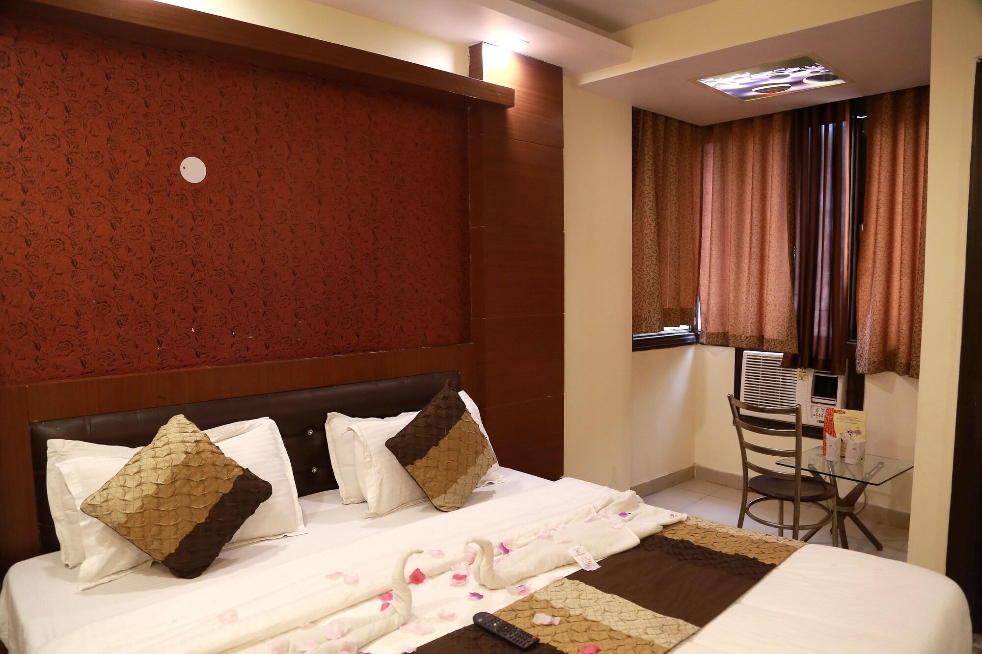Hotel Shivam International - A Well Hygiene Property All Staff Vaccinated " New Delhi Eksteriør bilde