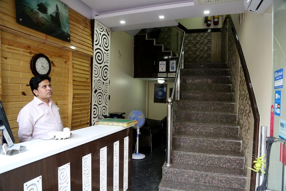 Hotel Shivam International - A Well Hygiene Property All Staff Vaccinated " New Delhi Eksteriør bilde
