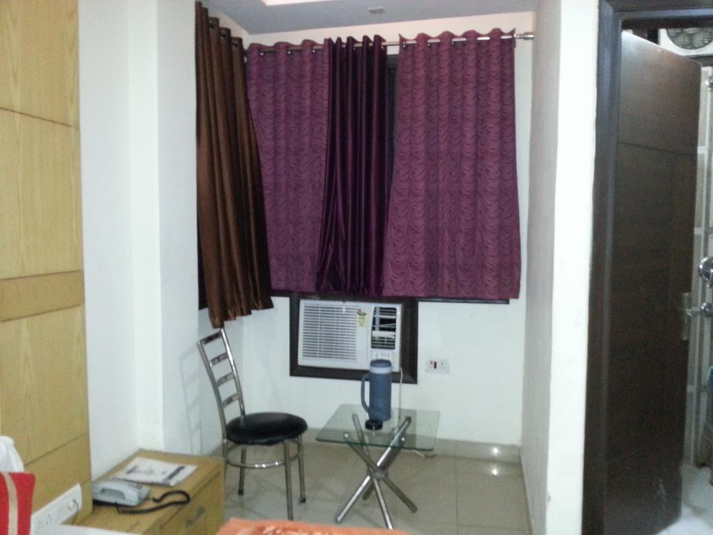 Hotel Shivam International - A Well Hygiene Property All Staff Vaccinated " New Delhi Eksteriør bilde