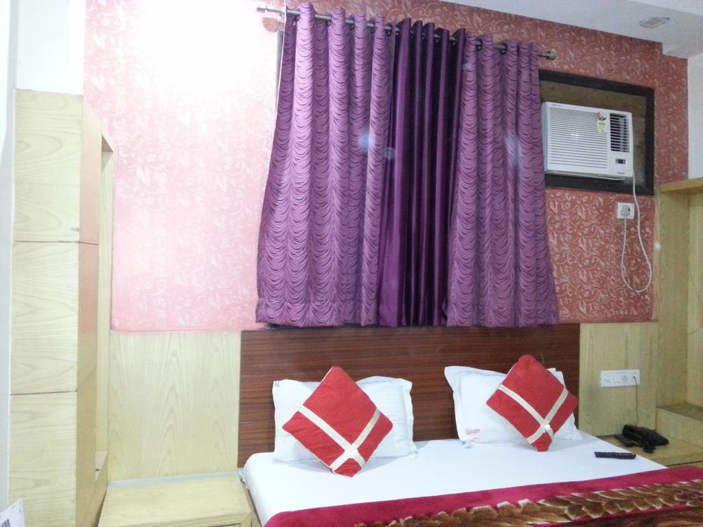 Hotel Shivam International - A Well Hygiene Property All Staff Vaccinated " New Delhi Eksteriør bilde