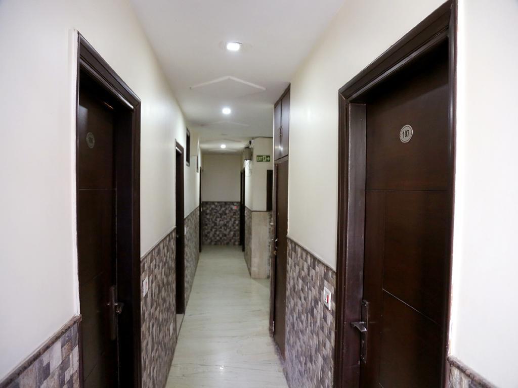 Hotel Shivam International - A Well Hygiene Property All Staff Vaccinated " New Delhi Eksteriør bilde