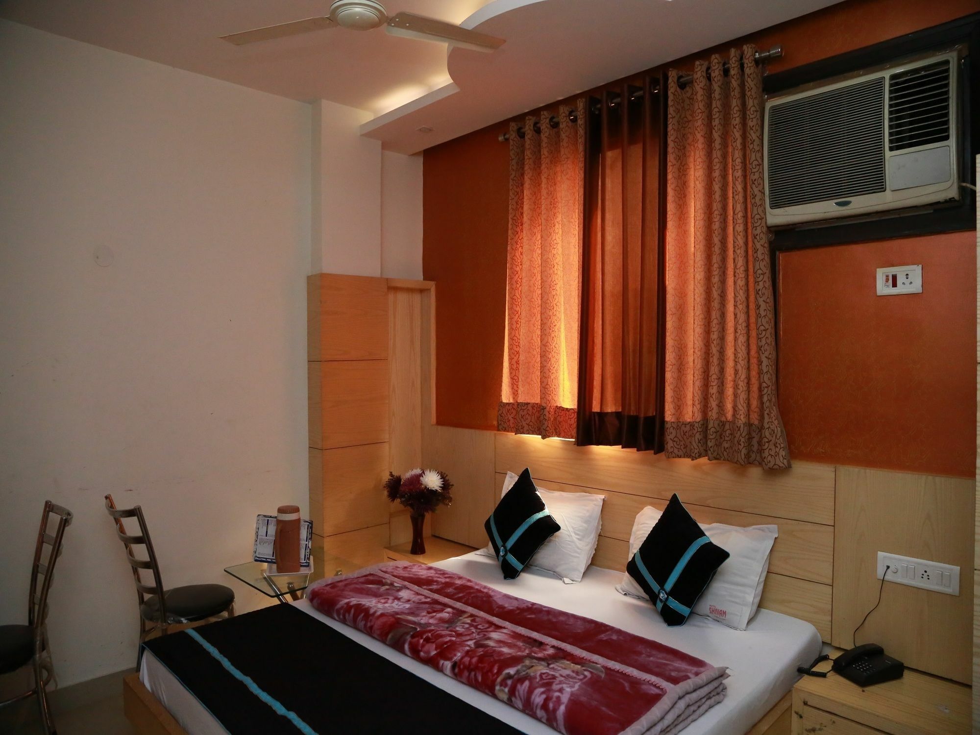 Hotel Shivam International - A Well Hygiene Property All Staff Vaccinated " New Delhi Eksteriør bilde